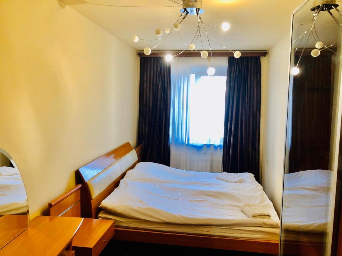 Center Hostel And Tours Yerevan Exterior photo